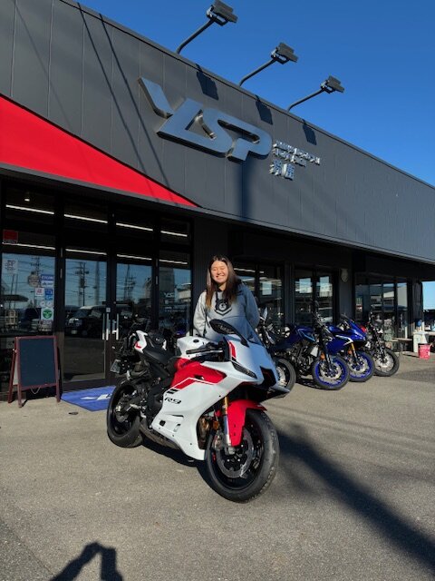 YZF-R9 女性ライダーに納車させていただきました！