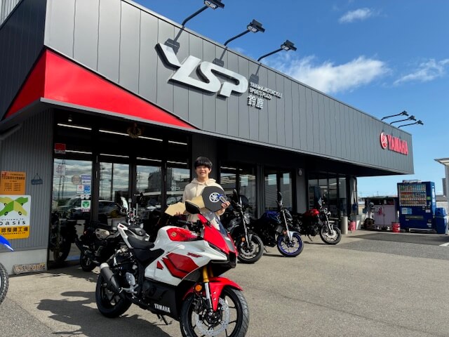 YZF-R9 YZF-R3 YZF-R25 Tenere700 WR125R 納車させていただきました。