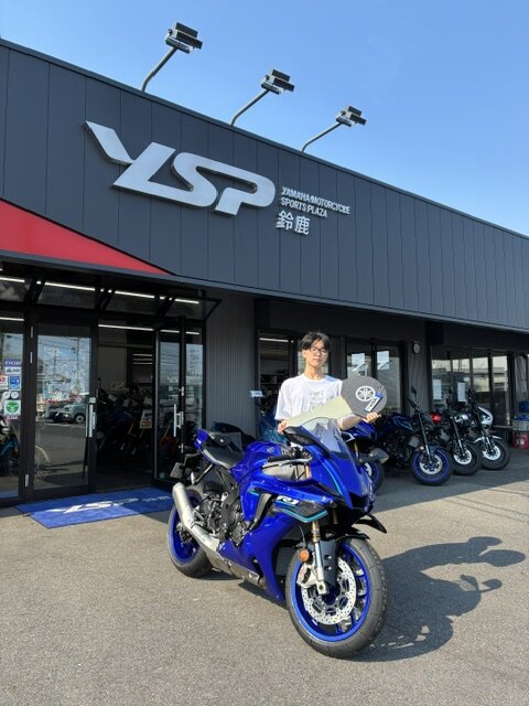 YZF-R1　YZF-R9　YZF-R7　YZF-R3　XSR700　MT-25　T MAX560 TECH MAX 沢山、納車させていただきました。ありがとうございました。